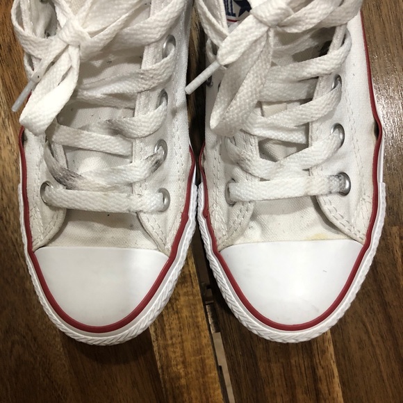 White Converse Chucks All Star ⭐️ - Picture 7 of 8